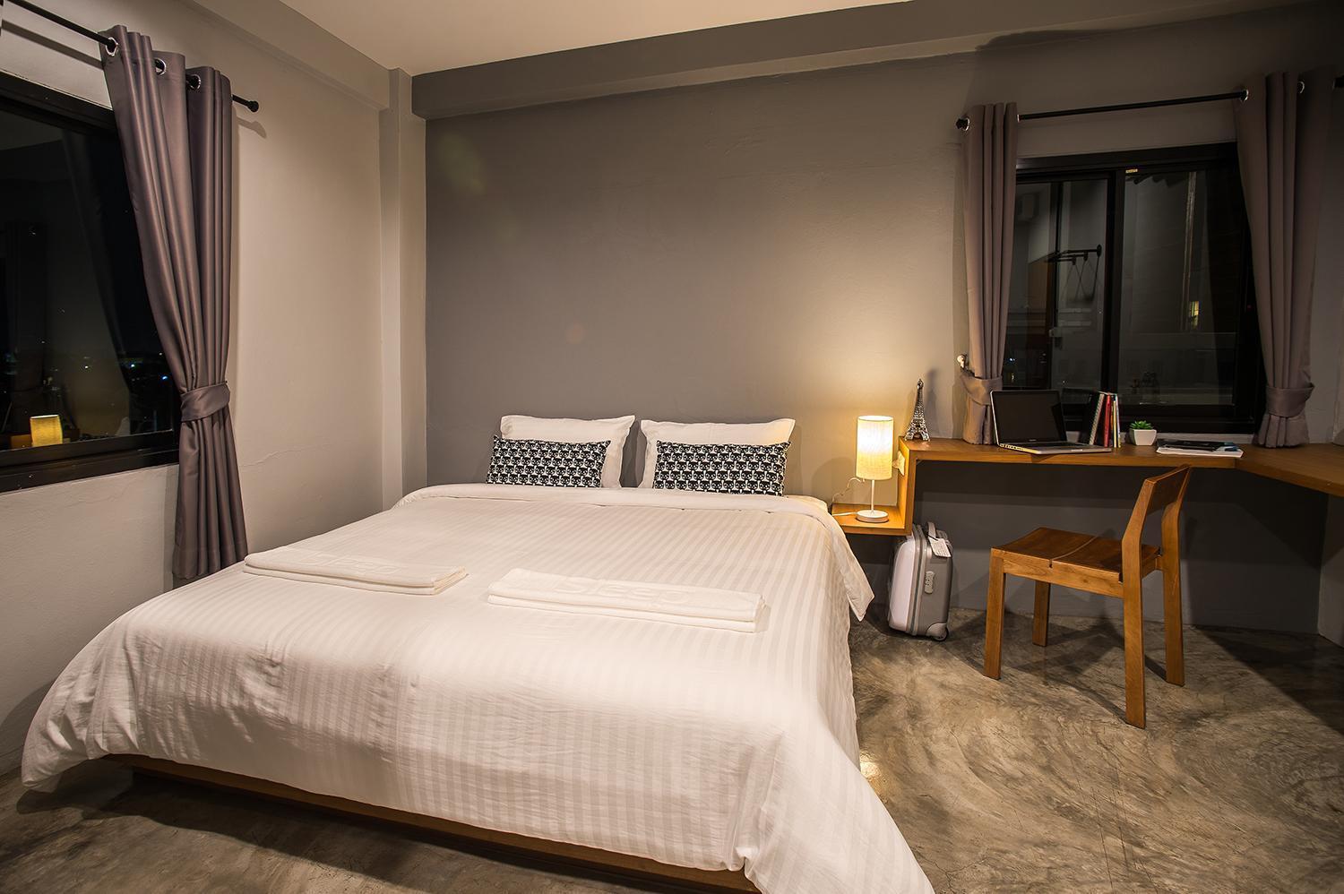 Sleep Station Hotel Surat Thani Exterior foto