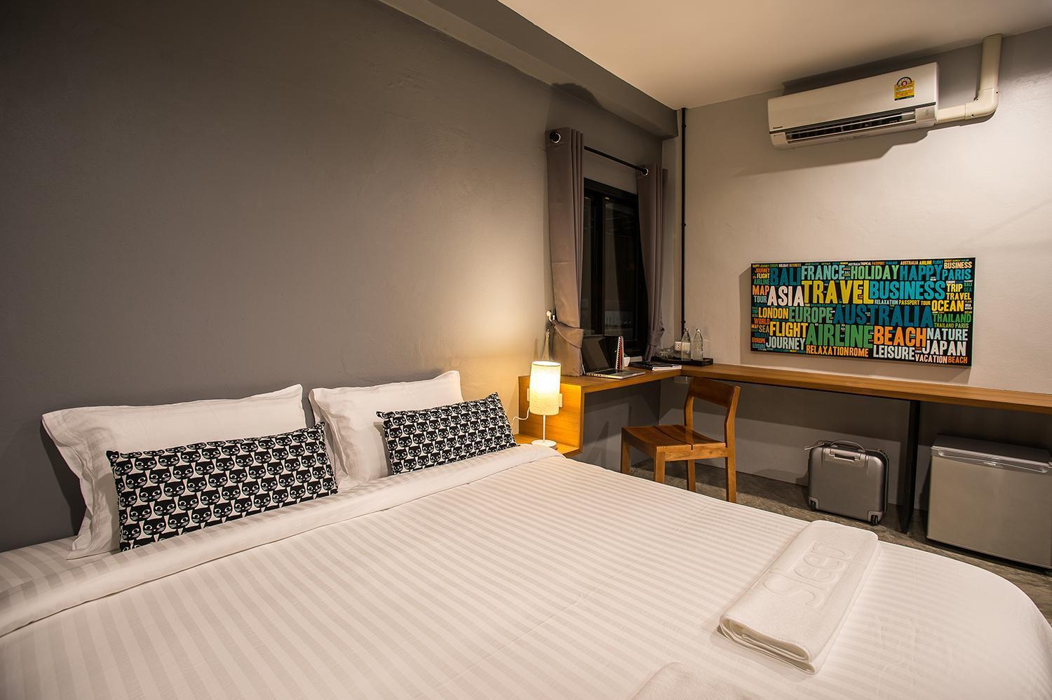 Sleep Station Hotel Surat Thani Exterior foto