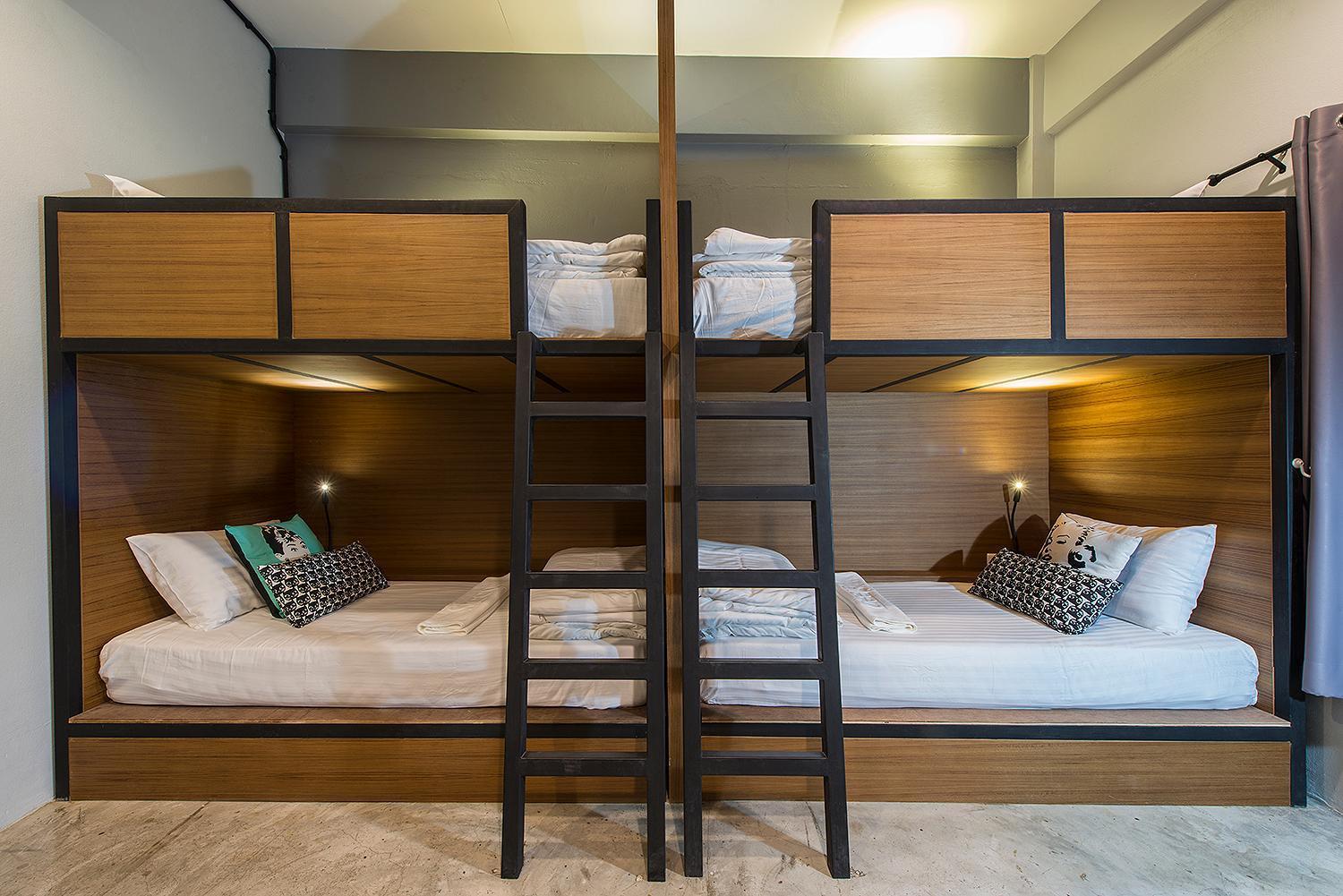 Sleep Station Hotel Surat Thani Exterior foto