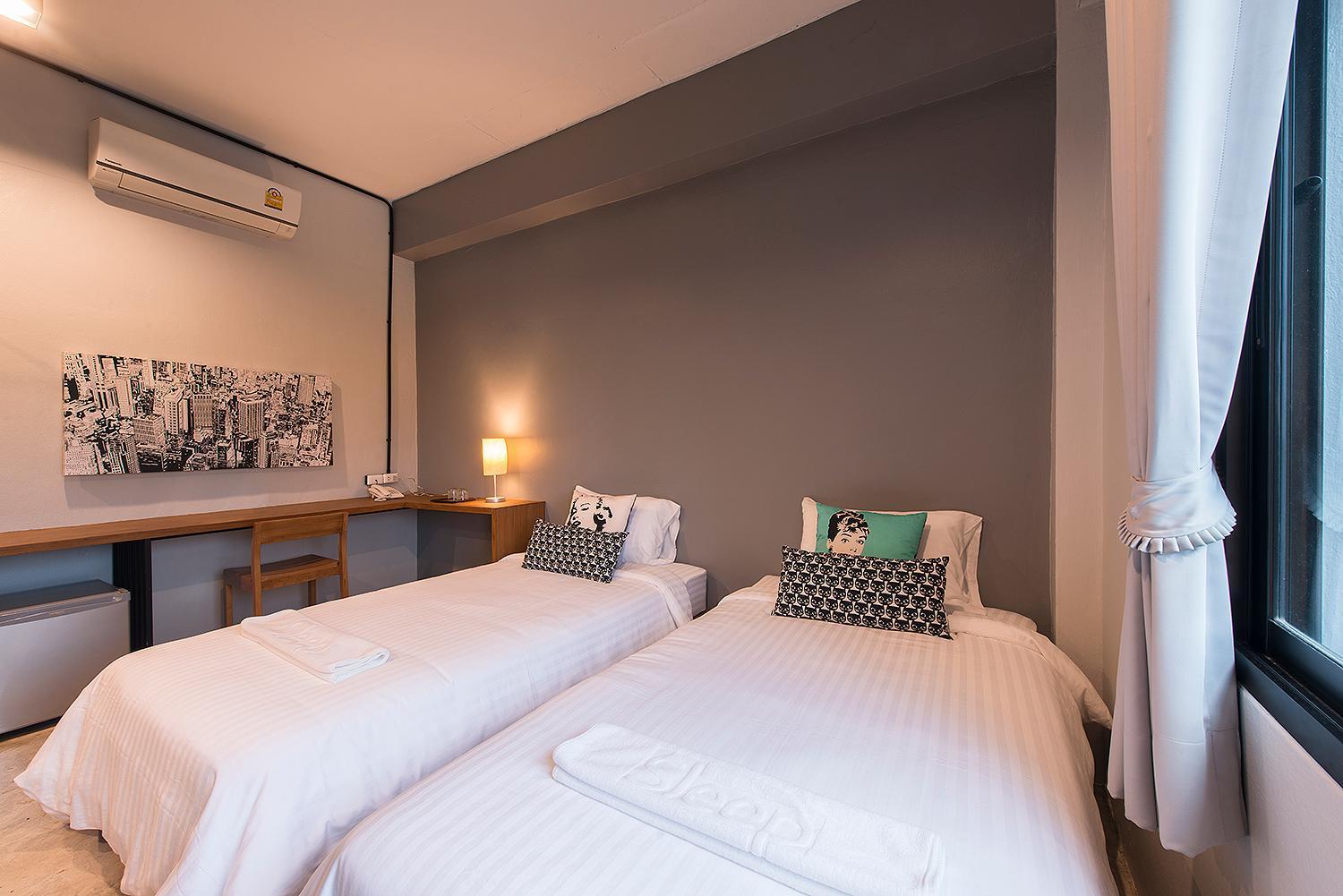 Sleep Station Hotel Surat Thani Exterior foto
